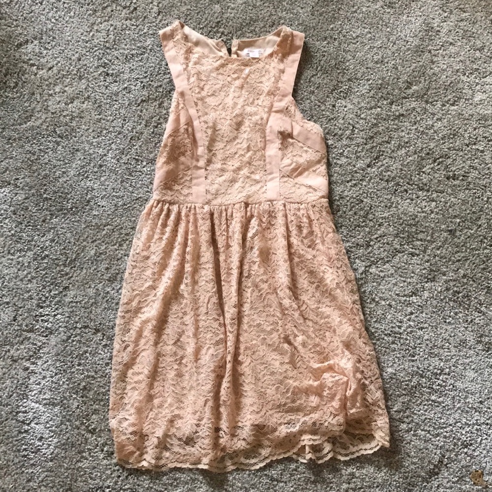 Lace dress